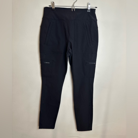 Athleta Headlands Hybrid Cargo size 10 - Picture 6 of 10